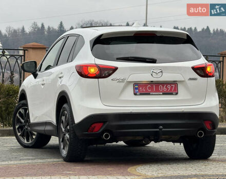 Белый Мазда СХ-5, объемом двигателя 2.2 л и пробегом 183 тыс. км за 16900 $, фото 3 на Automoto.ua