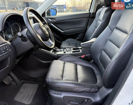 Білий Мазда СХ-5, об'ємом двигуна 2.2 л та пробігом 183 тис. км за 15999 $, фото 31 на Automoto.ua