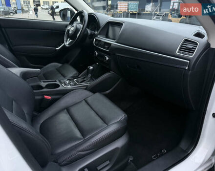 Білий Мазда СХ-5, об'ємом двигуна 2.2 л та пробігом 108 тис. км за 16350 $, фото 43 на Automoto.ua