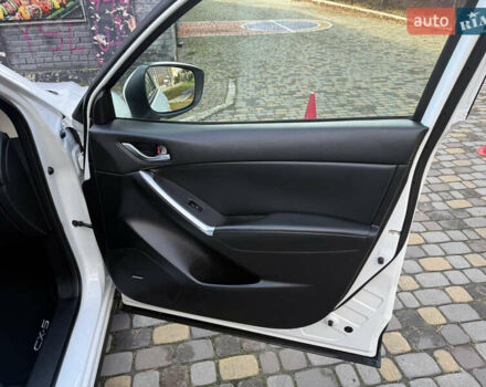 Белый Мазда СХ-5, объемом двигателя 2.2 л и пробегом 117 тыс. км за 16900 $, фото 80 на Automoto.ua