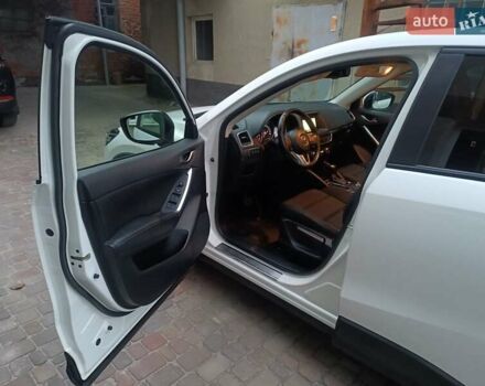 Білий Мазда СХ-5, об'ємом двигуна 2.2 л та пробігом 71 тис. км за 20000 $, фото 12 на Automoto.ua