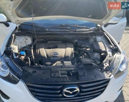 Білий Мазда СХ-5, об'ємом двигуна 2.49 л та пробігом 135 тис. км за 14000 $, фото 10 на Automoto.ua