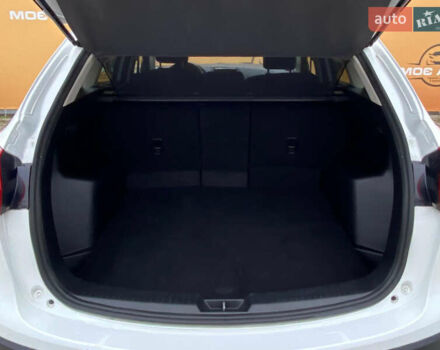 Білий Мазда СХ-5, об'ємом двигуна 2.2 л та пробігом 172 тис. км за 15850 $, фото 25 на Automoto.ua