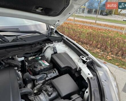 Білий Мазда СХ-5, об'ємом двигуна 2.49 л та пробігом 77 тис. км за 15500 $, фото 15 на Automoto.ua