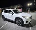 Белый Мазда СХ-5, объемом двигателя 2.5 л и пробегом 177 тыс. км за 14500 $, фото 4 на Automoto.ua