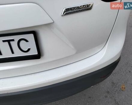 Белый Мазда СХ-5, объемом двигателя 2.49 л и пробегом 95 тыс. км за 15300 $, фото 5 на Automoto.ua