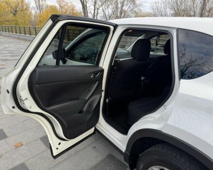 Білий Мазда СХ-5, об'ємом двигуна 2.5 л та пробігом 77 тис. км за 15000 $, фото 20 на Automoto.ua