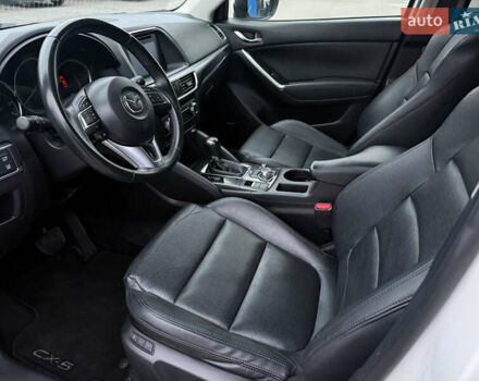 Білий Мазда СХ-5, об'ємом двигуна 2.2 л та пробігом 108 тис. км за 16350 $, фото 29 на Automoto.ua