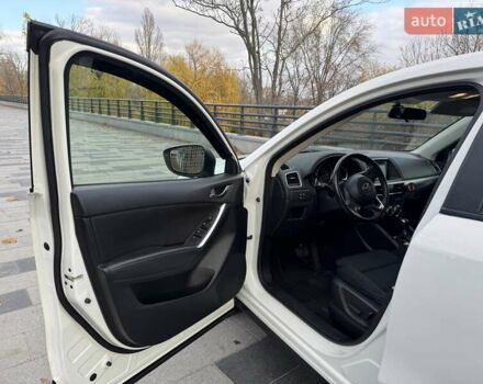 Білий Мазда СХ-5, об'ємом двигуна 2.49 л та пробігом 77 тис. км за 15500 $, фото 18 на Automoto.ua