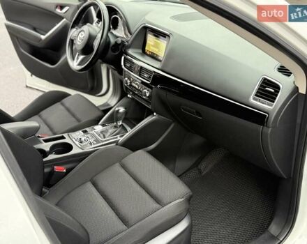 Белый Мазда СХ-5, объемом двигателя 2 л и пробегом 95 тыс. км за 17950 $, фото 48 на Automoto.ua