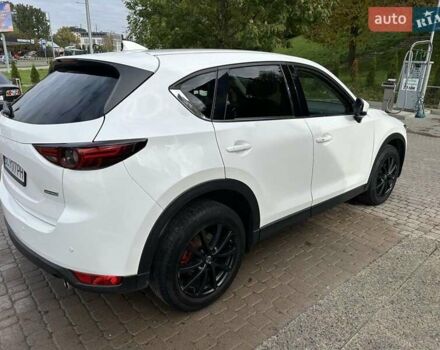 Мазда СХ-5 2017 в Львове на Automoto.ua Белый Мазда СХ-5, объемом двигателя 2.19 л и пробегом 206 тыс. км за 18999 $, фото 3 на Automoto.ua