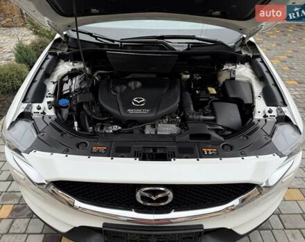 Білий Мазда СХ-5, об'ємом двигуна 2.2 л та пробігом 62 тис. км за 22700 $, фото 24 на Automoto.ua