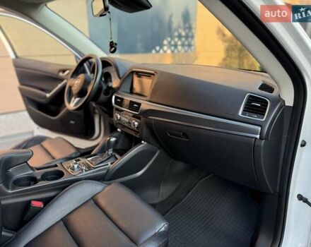 Білий Мазда СХ-5, об'ємом двигуна 2.2 л та пробігом 170 тис. км за 15900 $, фото 28 на Automoto.ua