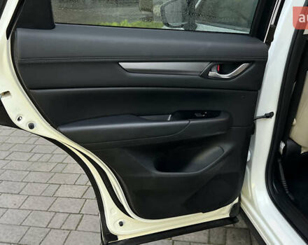 Белый Мазда СХ-5, объемом двигателя 2.5 л и пробегом 121 тыс. км за 15900 $, фото 20 на Automoto.ua