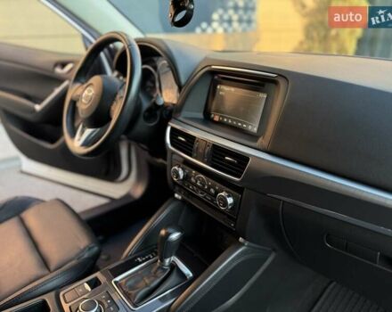 Білий Мазда СХ-5, об'ємом двигуна 2.2 л та пробігом 170 тис. км за 15900 $, фото 27 на Automoto.ua