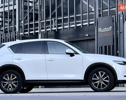 Белый Мазда СХ-5, объемом двигателя 2.49 л и пробегом 135 тыс. км за 23500 $, фото 1 на Automoto.ua