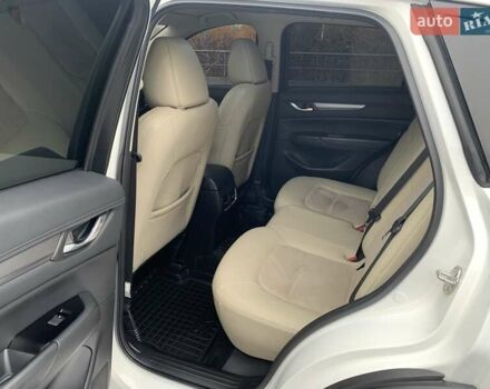 Белый Мазда СХ-5, объемом двигателя 2.5 л и пробегом 115 тыс. км за 17800 $, фото 102 на Automoto.ua