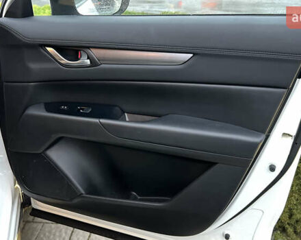 Белый Мазда СХ-5, объемом двигателя 2.5 л и пробегом 121 тыс. км за 15900 $, фото 27 на Automoto.ua