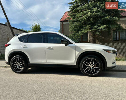 Белый Мазда СХ-5, объемом двигателя 2.5 л и пробегом 92 тыс. км за 18500 $, фото 17 на Automoto.ua