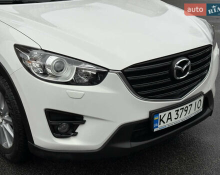 Белый Мазда СХ-5, объемом двигателя 2 л и пробегом 95 тыс. км за 17600 $, фото 2 на Automoto.ua