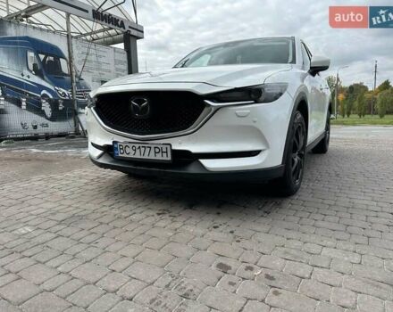 Мазда СХ-5 2017 в Львове на Automoto.ua Белый Мазда СХ-5, объемом двигателя 2.19 л и пробегом 206 тыс. км за 18999 $, фото 1 на Automoto.ua