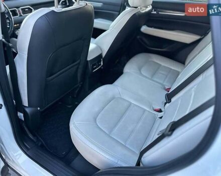 Белый Мазда СХ-5, объемом двигателя 2.49 л и пробегом 134 тыс. км за 15100 $, фото 8 на Automoto.ua
