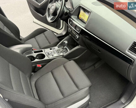 Белый Мазда СХ-5, объемом двигателя 2 л и пробегом 95 тыс. км за 17600 $, фото 49 на Automoto.ua