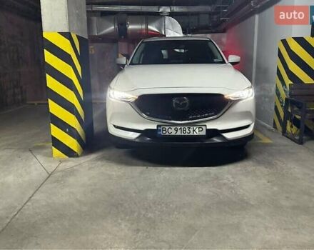 Белый Мазда СХ-5, объемом двигателя 2.49 л и пробегом 92 тыс. км за 20100 $, фото 3 на Automoto.ua