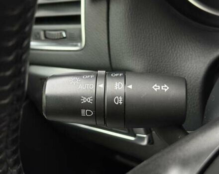 Белый Мазда СХ-5, объемом двигателя 2.2 л и пробегом 200 тыс. км за 17700 $, фото 135 на Automoto.ua