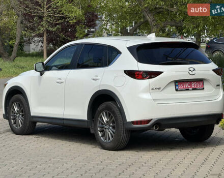 Белый Мазда СХ-5, объемом двигателя 2.5 л и пробегом 102 тыс. км за 18300 $, фото 10 на Automoto.ua