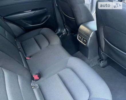 Белый Мазда СХ-5, объемом двигателя 2.2 л и пробегом 170 тыс. км за 18500 $, фото 12 на Automoto.ua