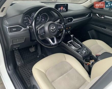 Белый Мазда СХ-5, объемом двигателя 2.5 л и пробегом 115 тыс. км за 17800 $, фото 65 на Automoto.ua