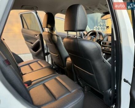 Білий Мазда СХ-5, об'ємом двигуна 2.2 л та пробігом 170 тис. км за 15900 $, фото 29 на Automoto.ua