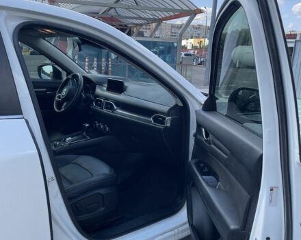 Белый Мазда СХ-5, объемом двигателя 2.5 л и пробегом 133 тыс. км за 18400 $, фото 6 на Automoto.ua