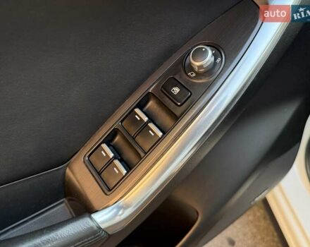 Білий Мазда СХ-5, об'ємом двигуна 2.2 л та пробігом 170 тис. км за 15900 $, фото 18 на Automoto.ua