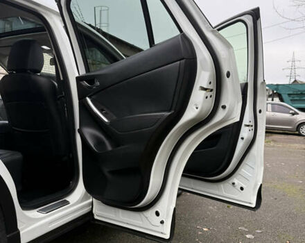 Белый Мазда СХ-5, объемом двигателя 2.2 л и пробегом 200 тыс. км за 17700 $, фото 121 на Automoto.ua