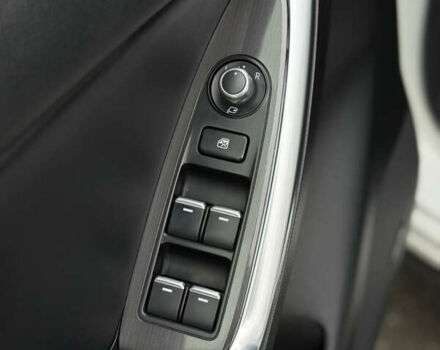 Белый Мазда СХ-5, объемом двигателя 2.2 л и пробегом 200 тыс. км за 17700 $, фото 43 на Automoto.ua