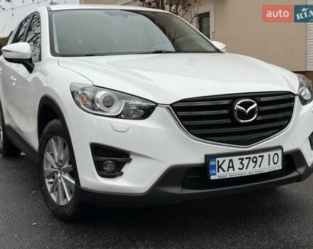 Белый Мазда СХ-5, объемом двигателя 2 л и пробегом 95 тыс. км за 17950 $, фото 4 на Automoto.ua