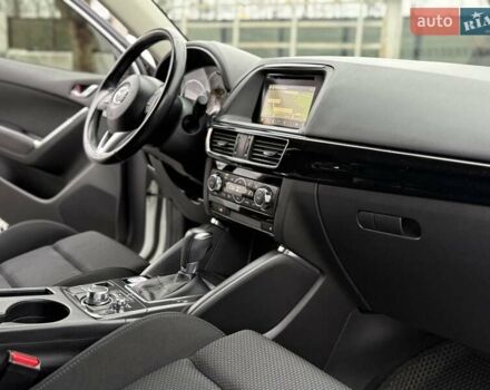 Белый Мазда СХ-5, объемом двигателя 2 л и пробегом 95 тыс. км за 17950 $, фото 45 на Automoto.ua
