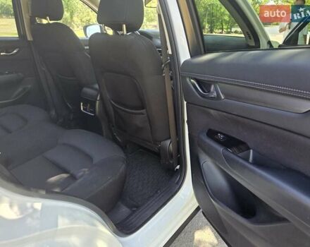 Білий Мазда СХ-5, об'ємом двигуна 2 л та пробігом 81 тис. км за 21500 $, фото 12 на Automoto.ua