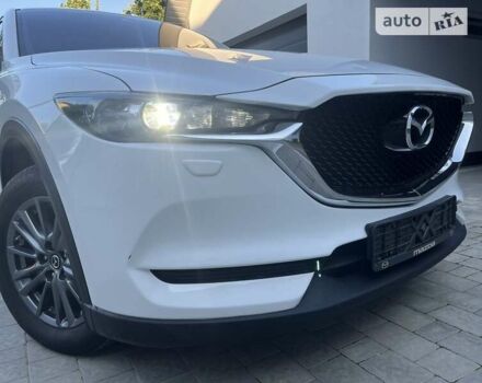Белый Мазда СХ-5, объемом двигателя 2.2 л и пробегом 170 тыс. км за 18500 $, фото 16 на Automoto.ua