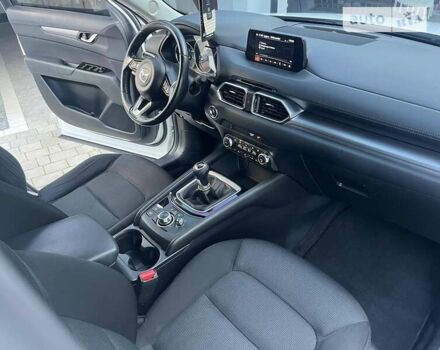 Белый Мазда СХ-5, объемом двигателя 2.2 л и пробегом 170 тыс. км за 18500 $, фото 36 на Automoto.ua