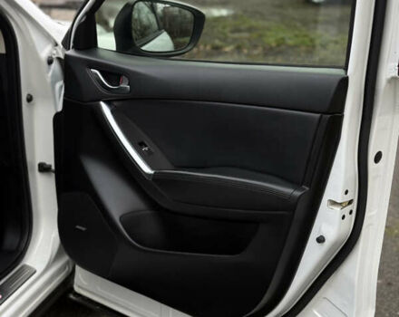 Белый Мазда СХ-5, объемом двигателя 2.2 л и пробегом 200 тыс. км за 17700 $, фото 101 на Automoto.ua