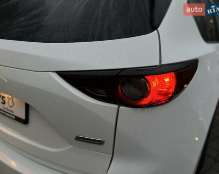 Белый Мазда СХ-5, объемом двигателя 2.5 л и пробегом 121 тыс. км за 15900 $, фото 7 на Automoto.ua