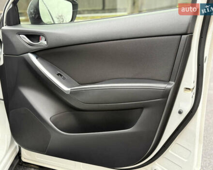 Белый Мазда СХ-5, объемом двигателя 2 л и пробегом 95 тыс. км за 17600 $, фото 45 на Automoto.ua