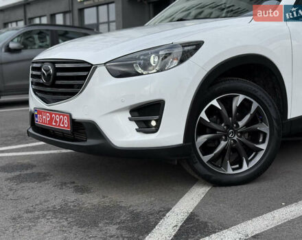 Белый Мазда СХ-5, объемом двигателя 2.2 л и пробегом 200 тыс. км за 17700 $, фото 11 на Automoto.ua