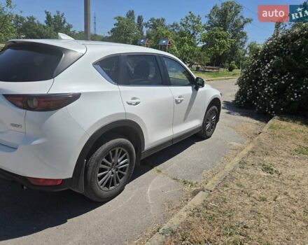 Білий Мазда СХ-5, об'ємом двигуна 2 л та пробігом 81 тис. км за 21500 $, фото 5 на Automoto.ua