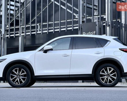 Белый Мазда СХ-5, объемом двигателя 2.49 л и пробегом 135 тыс. км за 23500 $, фото 7 на Automoto.ua