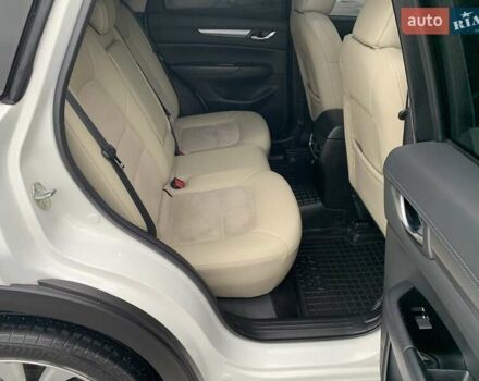 Белый Мазда СХ-5, объемом двигателя 2.5 л и пробегом 115 тыс. км за 17800 $, фото 112 на Automoto.ua