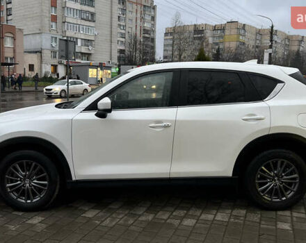 Белый Мазда СХ-5, объемом двигателя 2.5 л и пробегом 121 тыс. км за 15900 $, фото 3 на Automoto.ua
